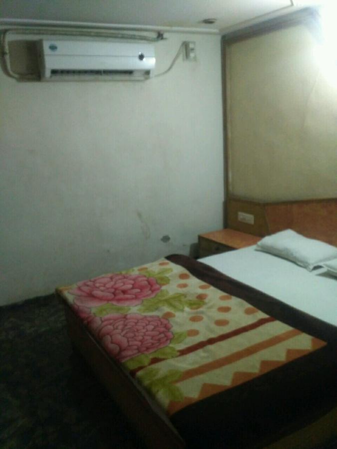 Rajshree Hotel Ahmedabad Extérieur photo